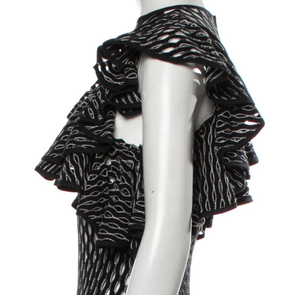 BEAUFILLE Crew Neck Short Sleeve Blouse NWT Size M - Picture 2 of 3